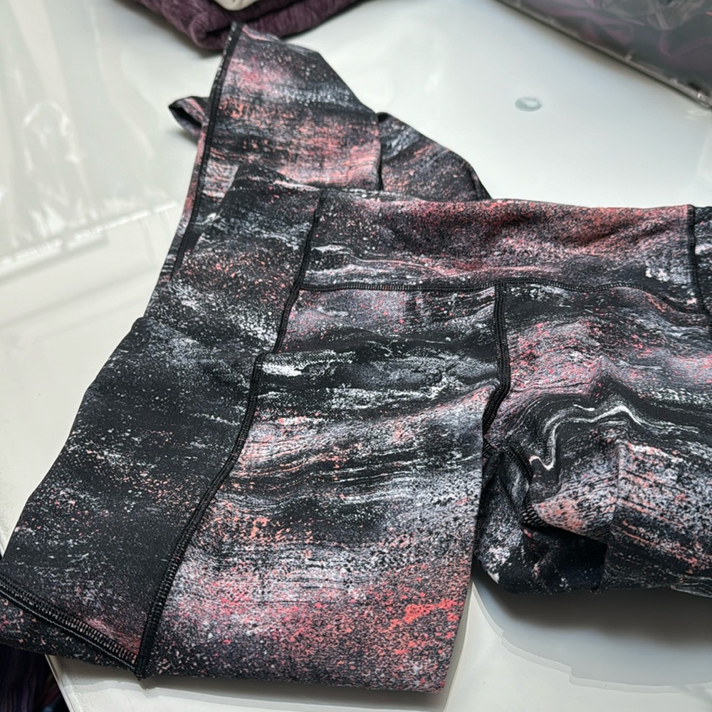 lululemon speed running tight size 4